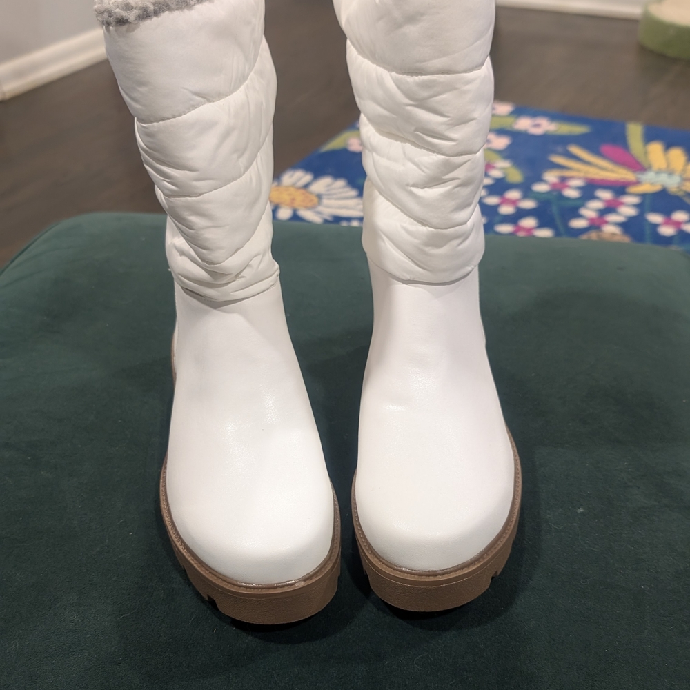Journee Collection White and Brown Winter Boots